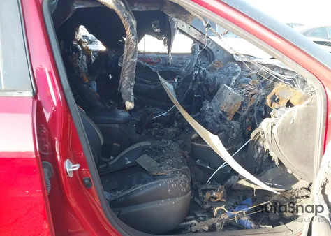 2013 Hyundai Veloster Turbo W/Black z USA, uszkodzony, nr VIN KMHTC6AE6DU135124